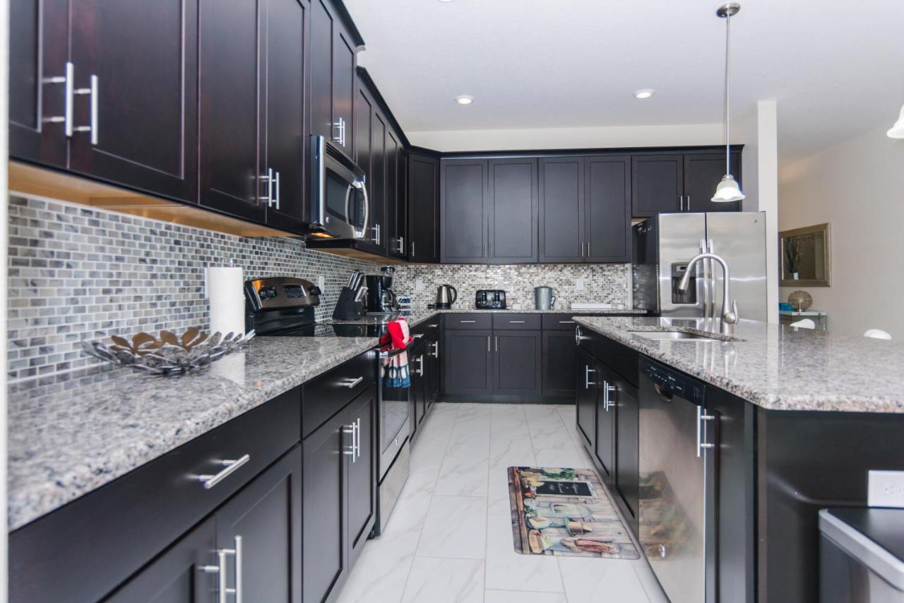Enchanting Decor Home With Private Pool At Storey Lake Resort Sl4714 Kissimmee Buitenkant foto