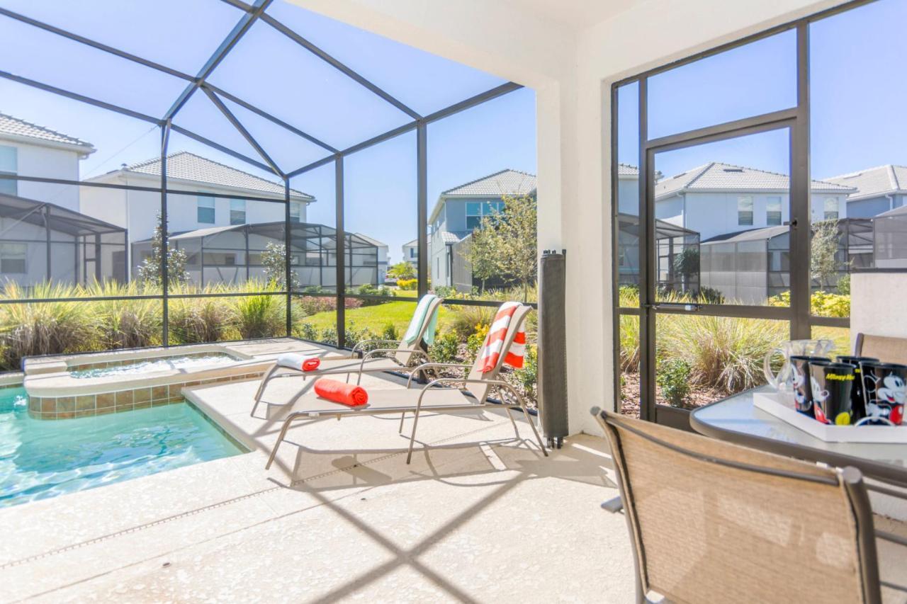Enchanting Decor Home With Private Pool At Storey Lake Resort Sl4714 Kissimmee Buitenkant foto