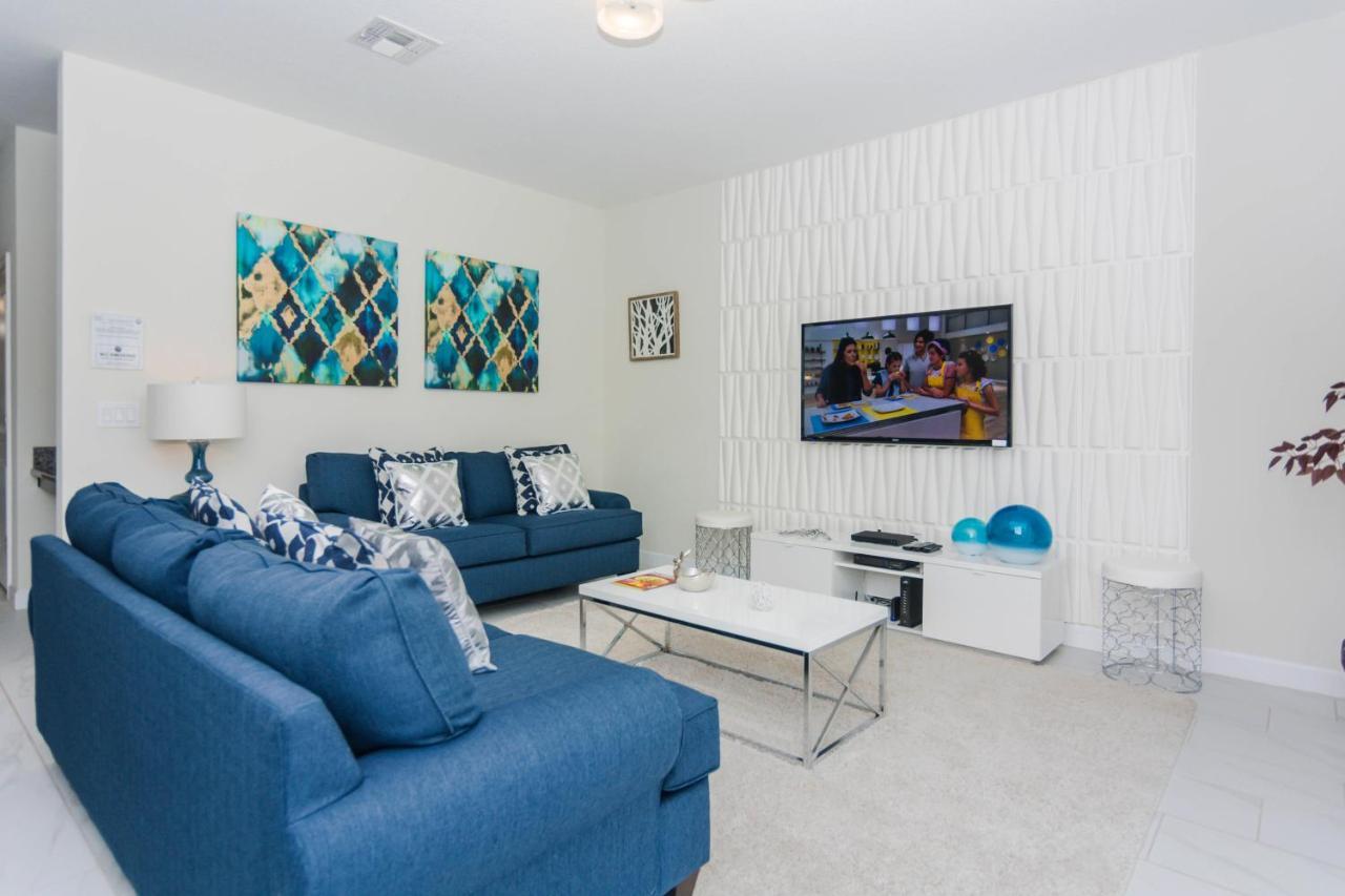Enchanting Decor Home With Private Pool At Storey Lake Resort Sl4714 Kissimmee Buitenkant foto