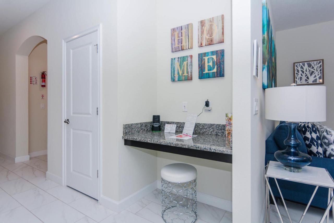 Enchanting Decor Home With Private Pool At Storey Lake Resort Sl4714 Kissimmee Buitenkant foto